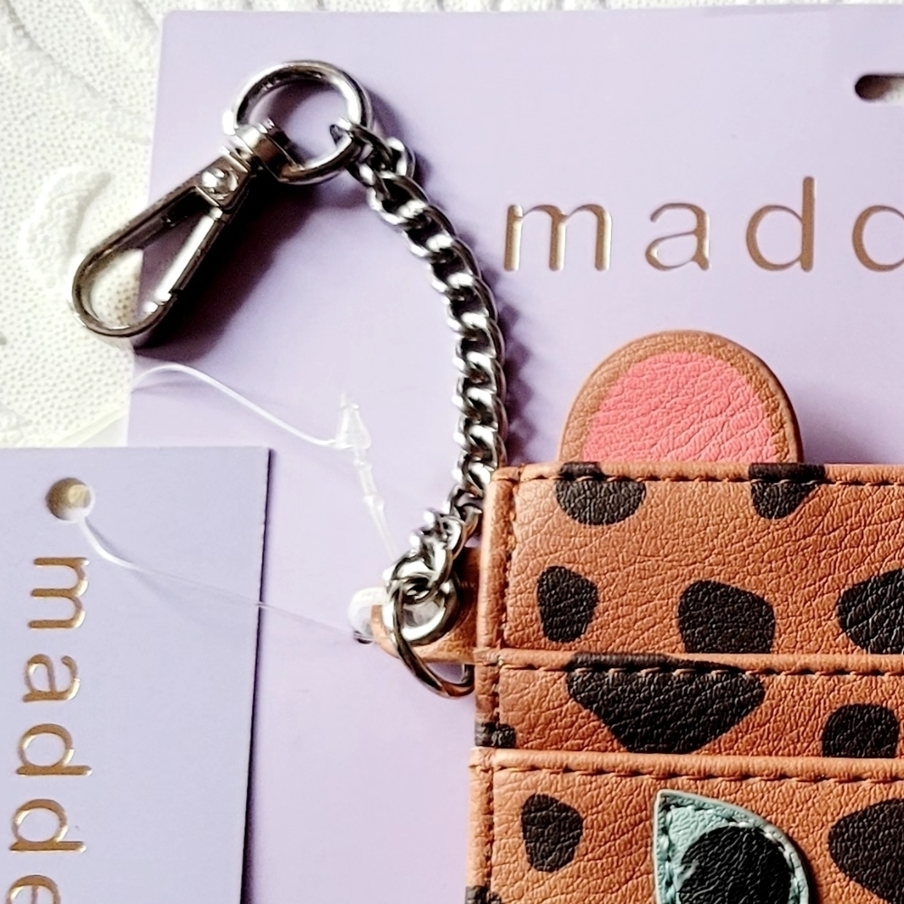 Madden Girl 3 Card Slot Case Cheetah - Picture 4 of 4